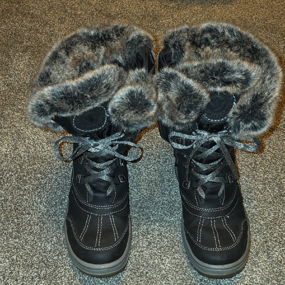 Santana Canada Black and Brown Fur-Trimmed Winter Boots